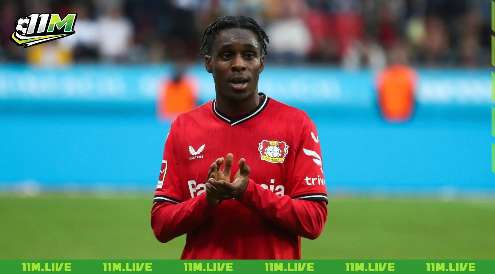 hậu vệ c&aacute;nh phải