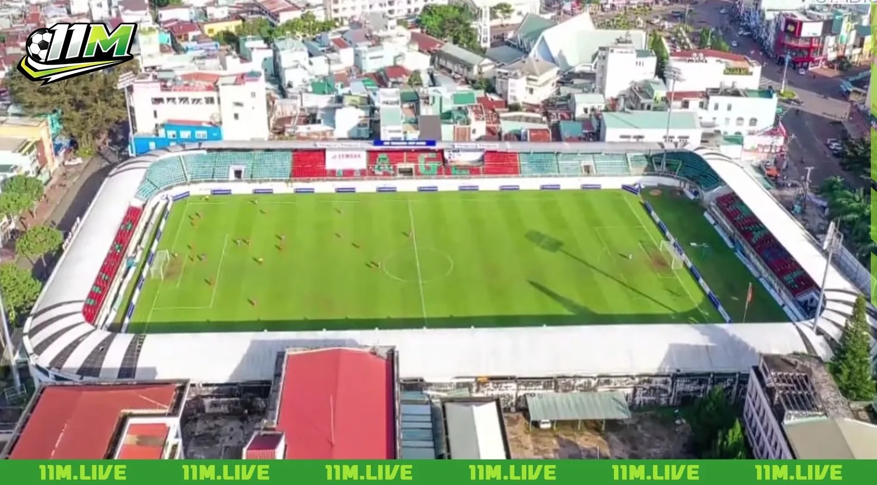 s&acirc;n vận động Pleiku