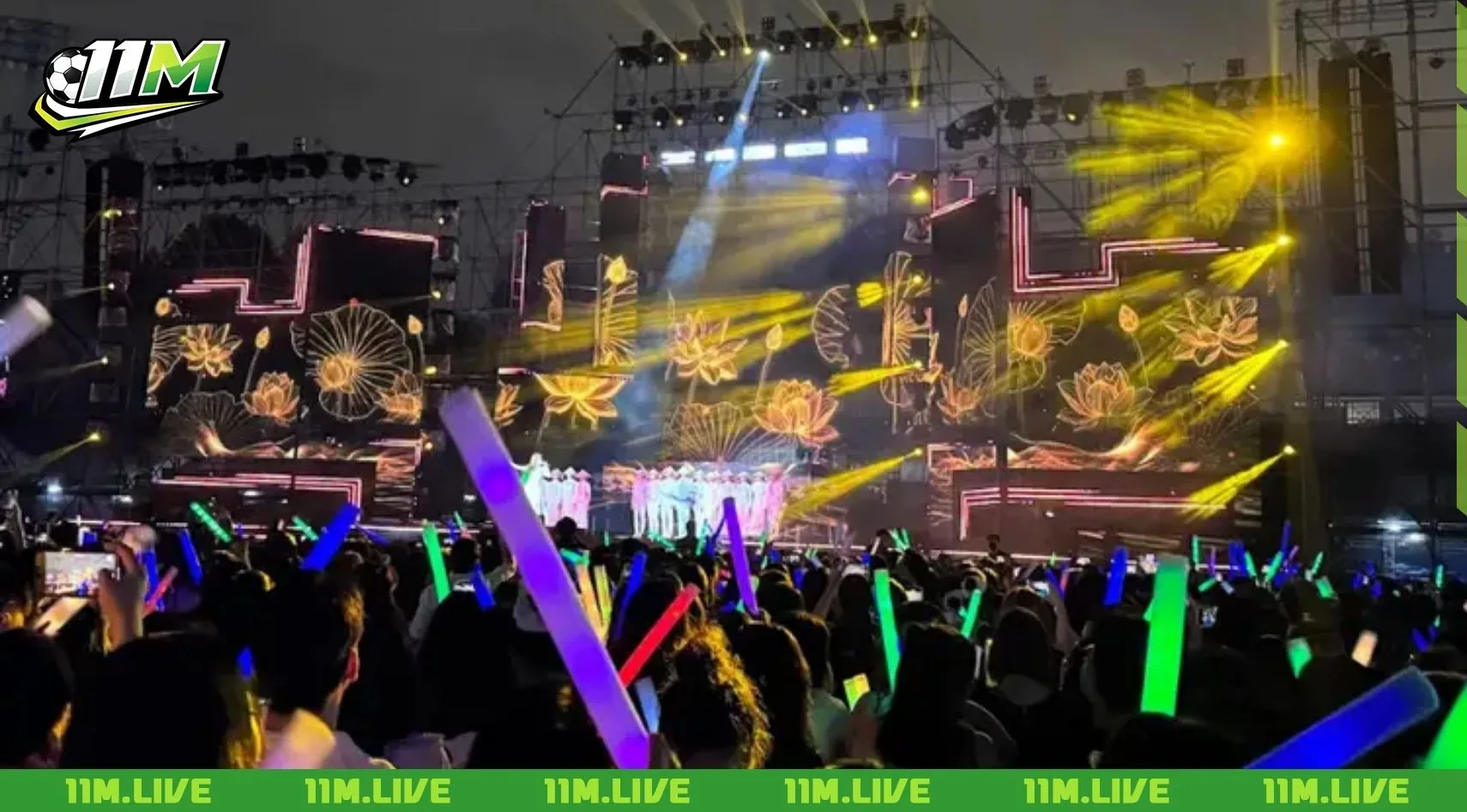 s&acirc;n vận động qu&acirc;n khu 7