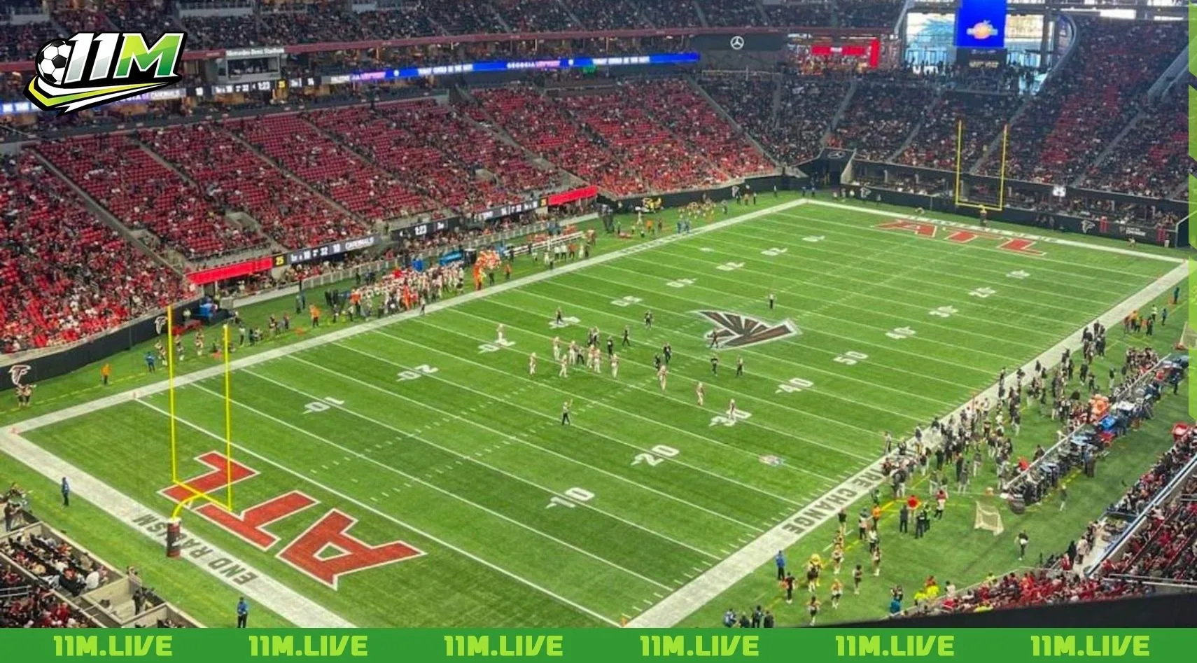 s&acirc;n vận động Mercedes-Benz