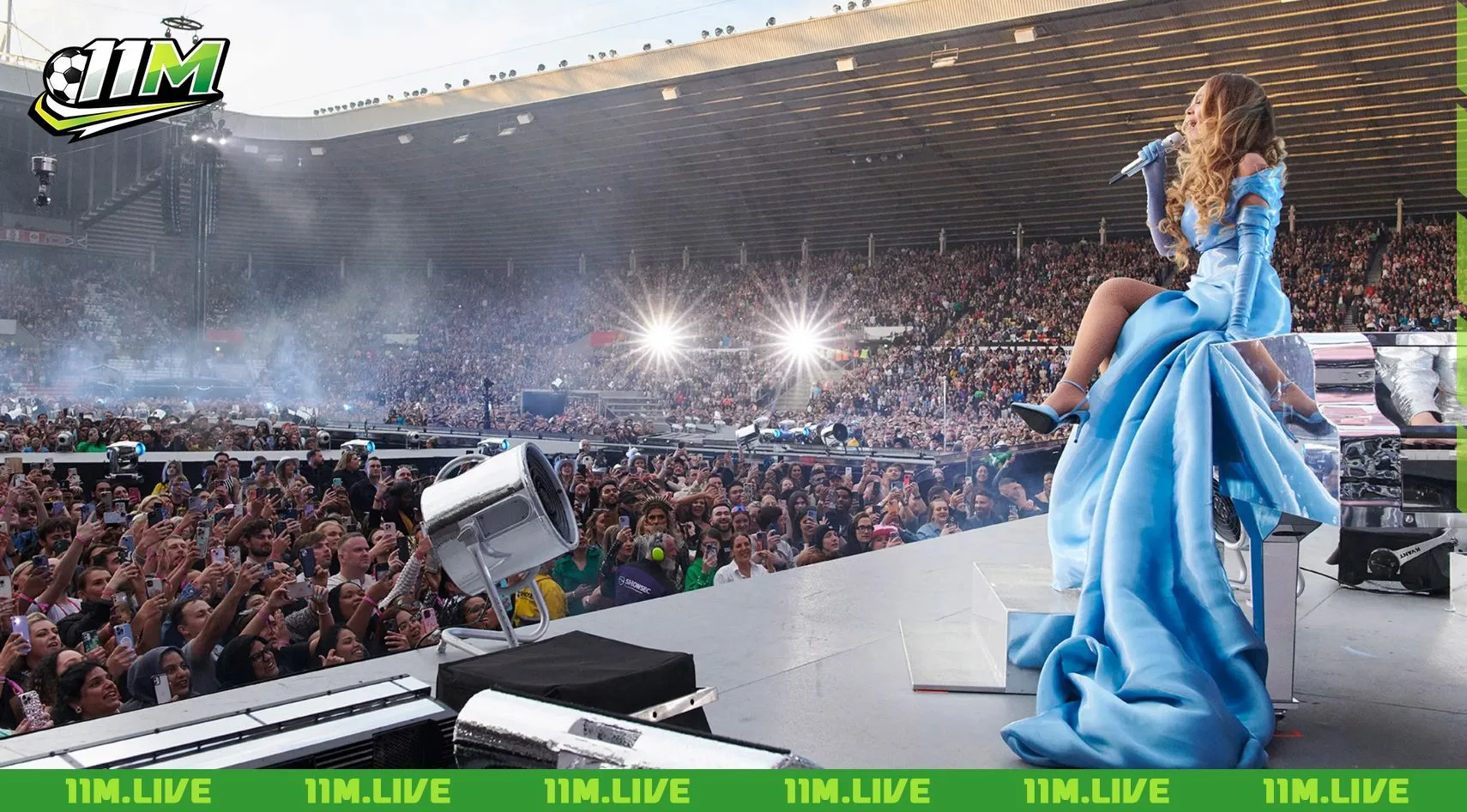 s&acirc;n vận động &Aacute;nh S&aacute;ng