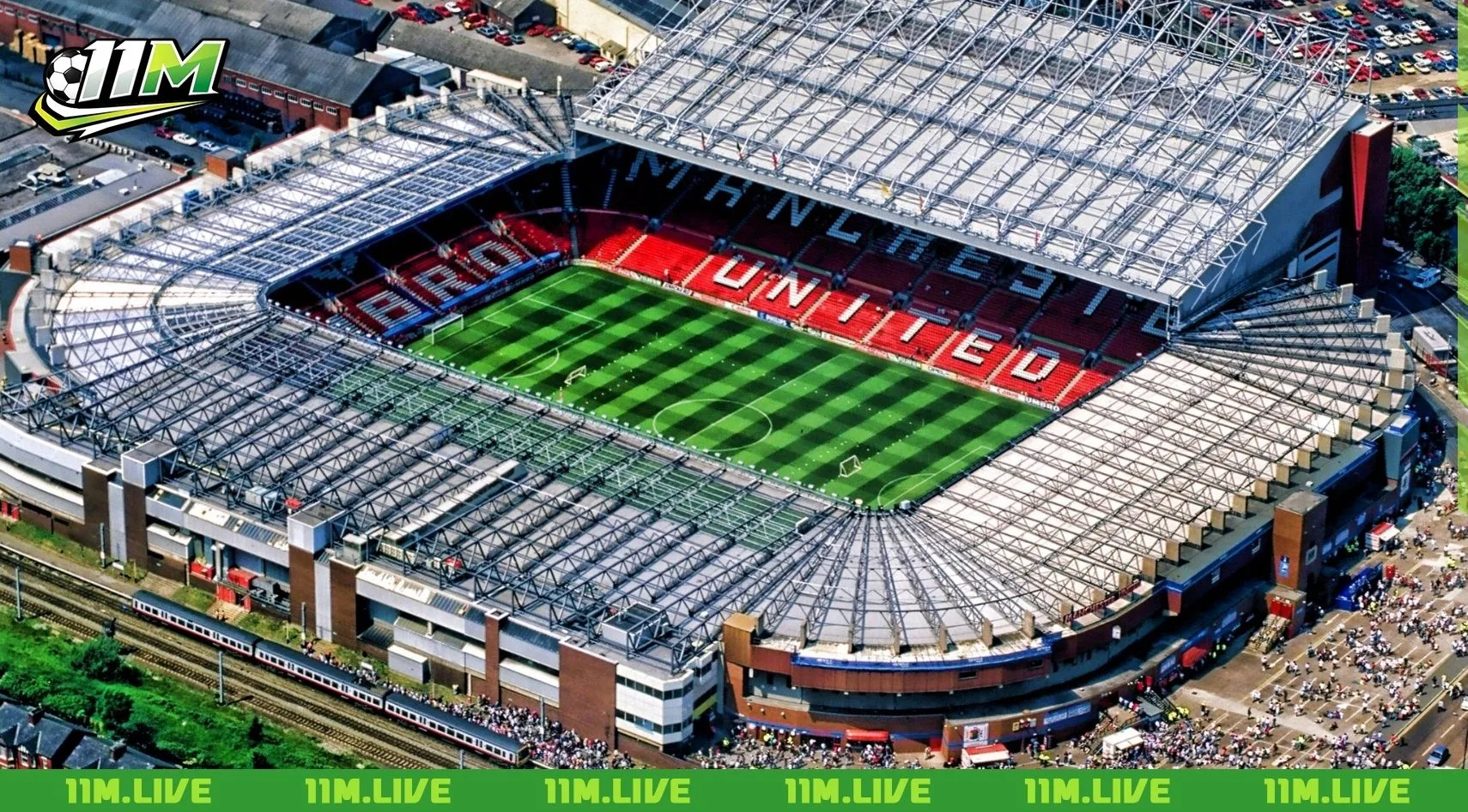 s&acirc;n vận động Old Trafford