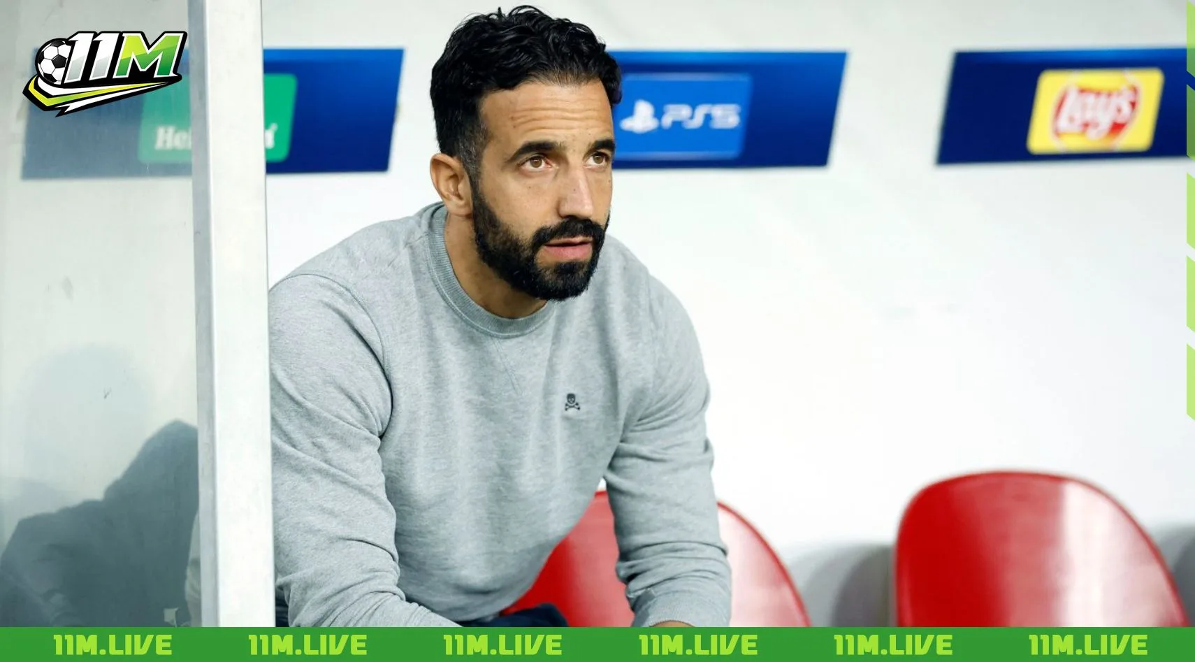 huấn luyện vi&ecirc;n b&oacute;ng đ&aacute;