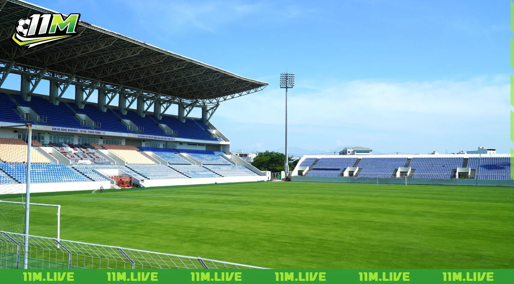 san van dong hoa xuan