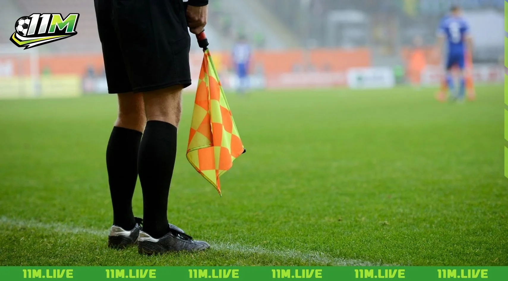 trọng t&agrave;i bi&ecirc;n b&oacute;ng đ&aacute;