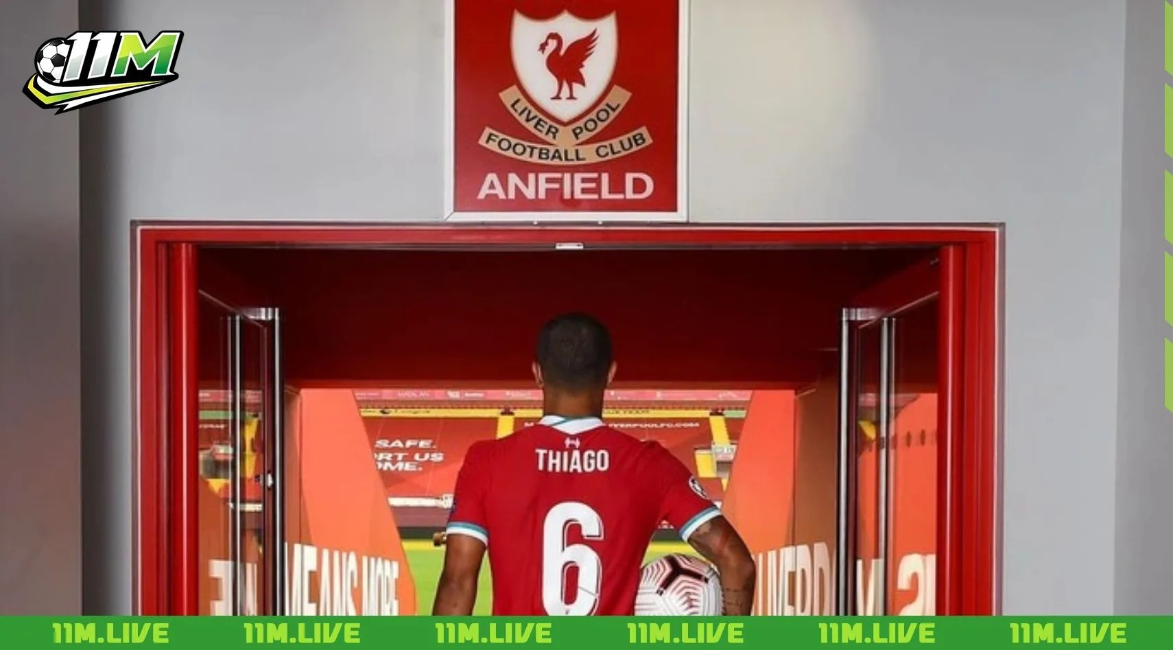s&acirc;n vận động Anfield