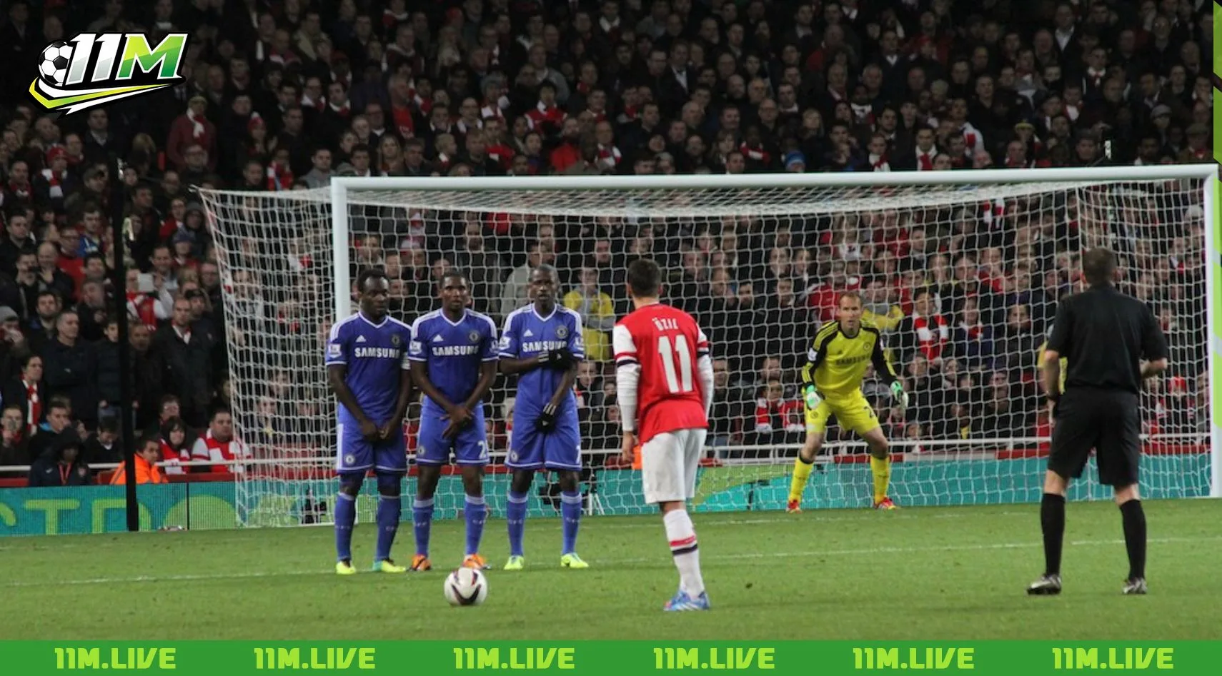 đ&aacute; phạt trực tiếp