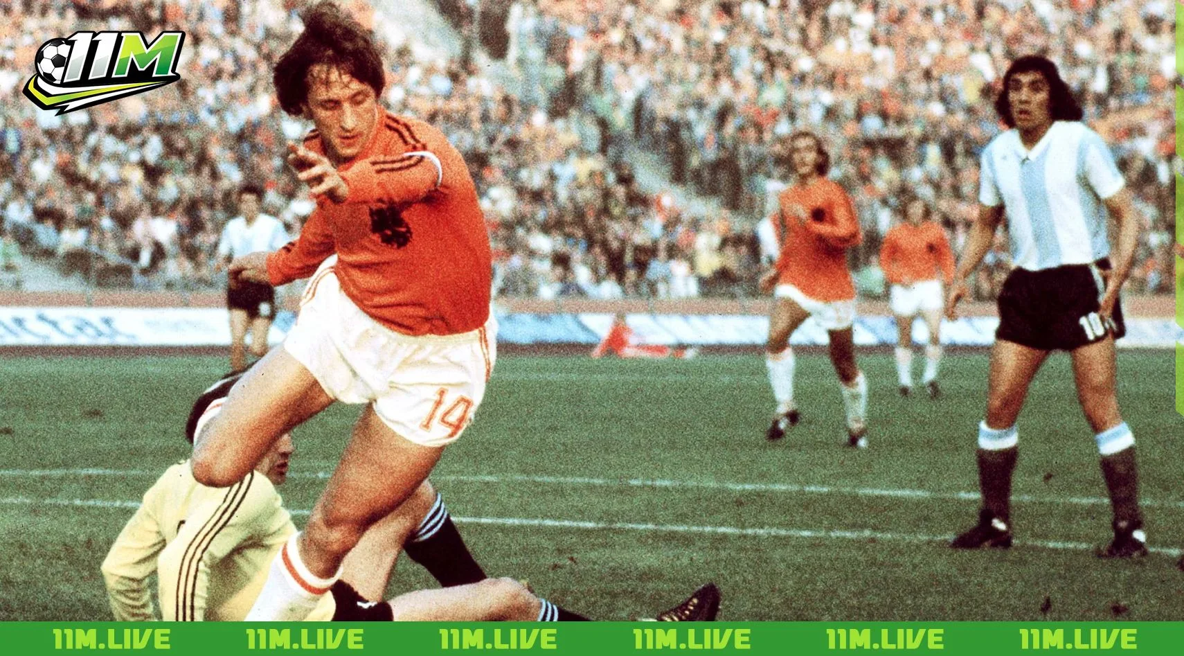 tiền vệ tấn c&ocirc;ng hay nhất mọi thời đại