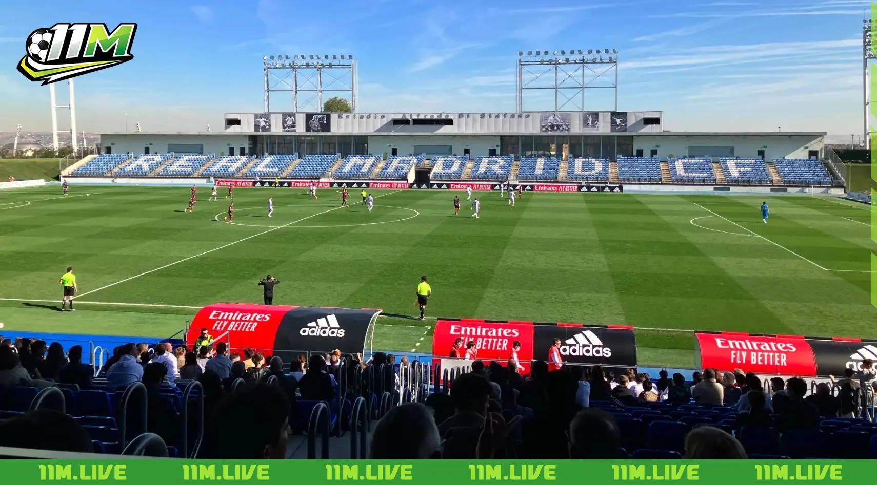 s&acirc;n vận động Alfredo Di St&eacute;fano