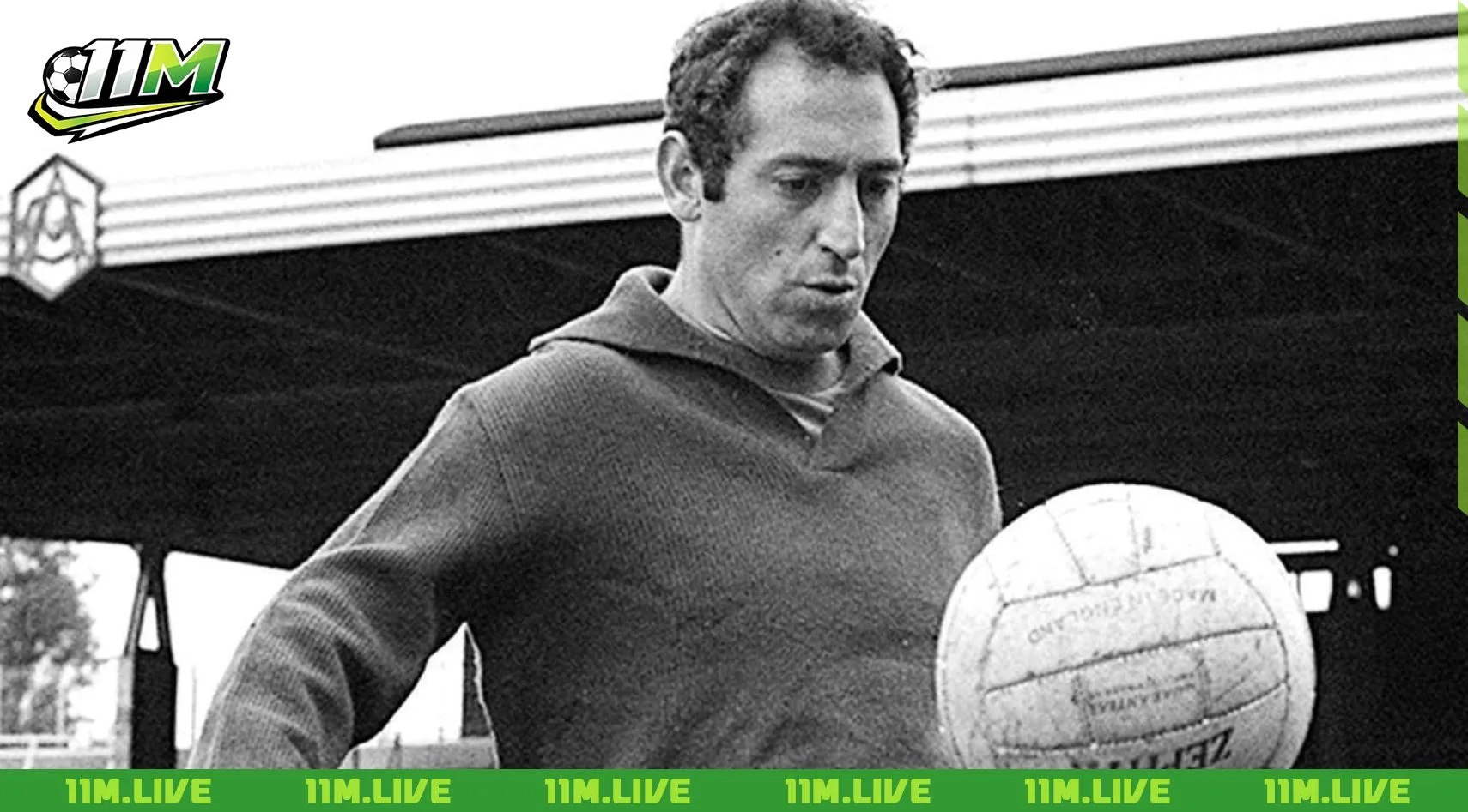 tiền vệ c&aacute;nh tr&aacute;i