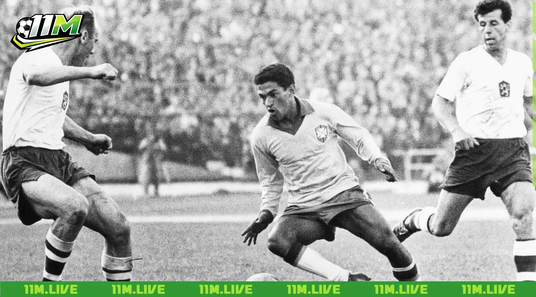 tiền đạo c&aacute;nh phải hay nhất mọi thời đại